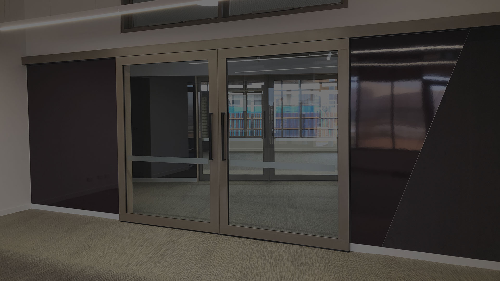 image acoustic sliding door at Twin Rivers Primary School in Echuca