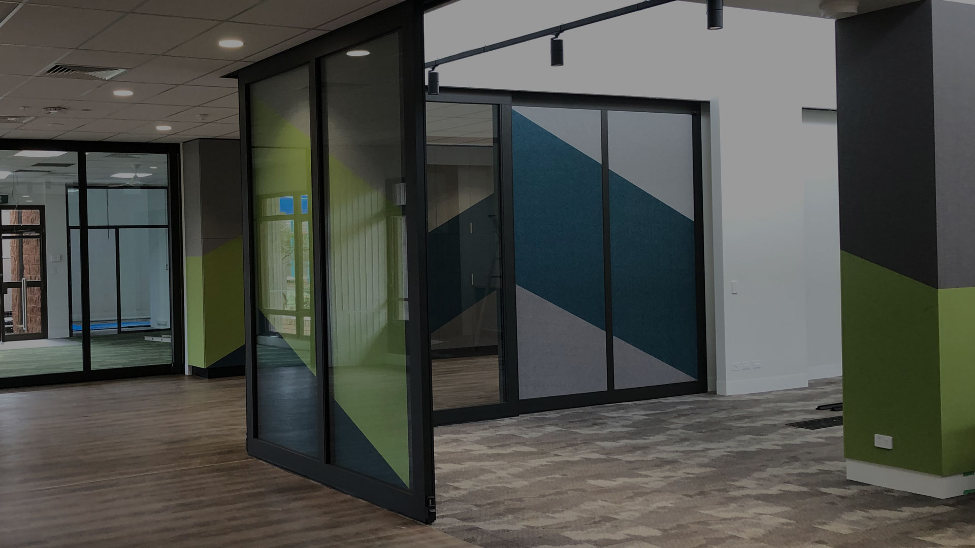 Acoustic sliding door system education